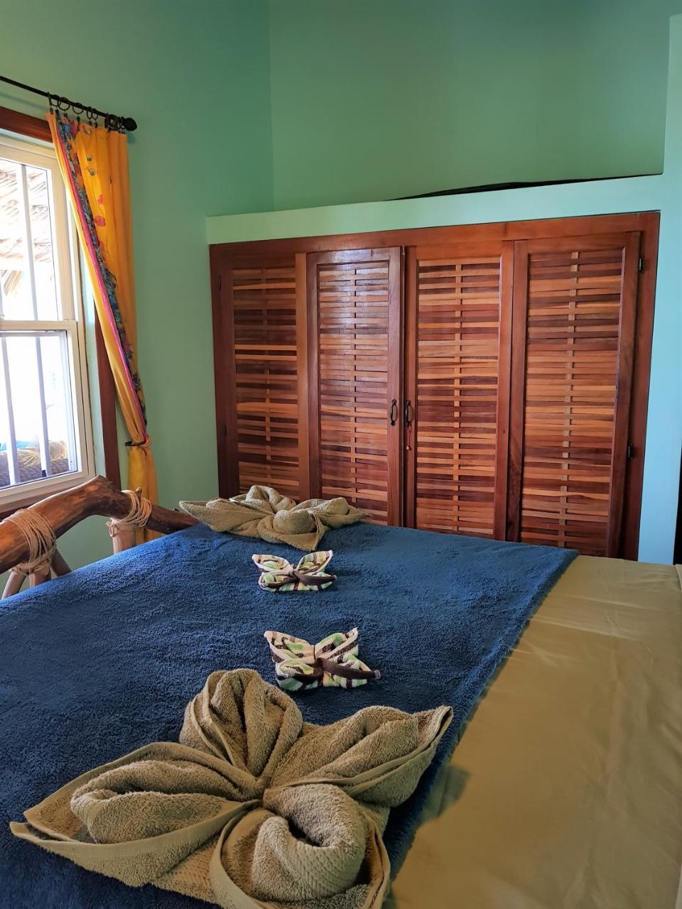 Slo-N-Ez Villa Terrace Caye Caulker Eksteriør billede